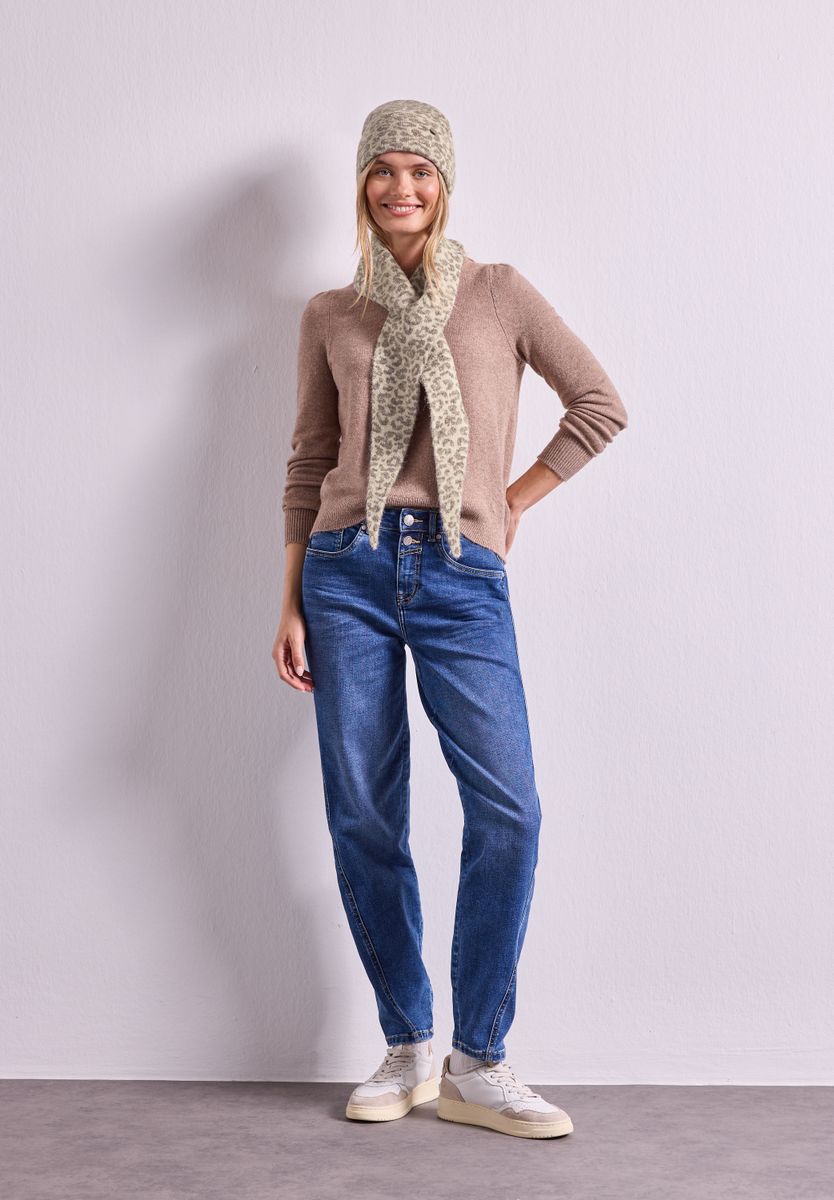Jacquard Dreiecksschal mit Leo-Muster