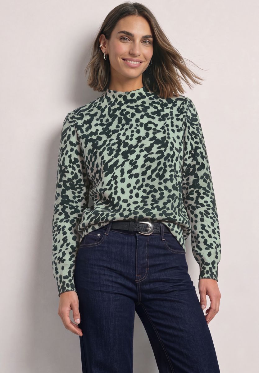 Pullover mit Turtle Neck und Leo-Muster