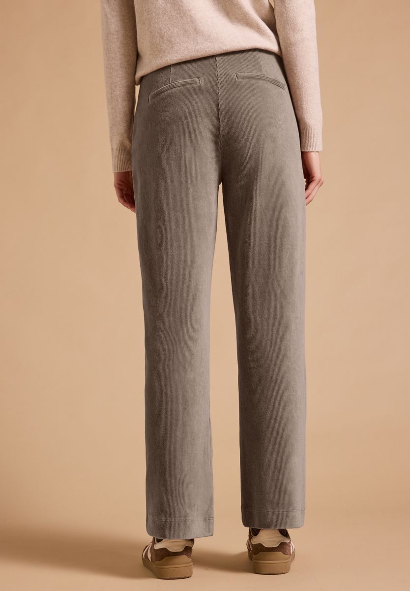 High Waist Straight Leg Hose im Loose Fit