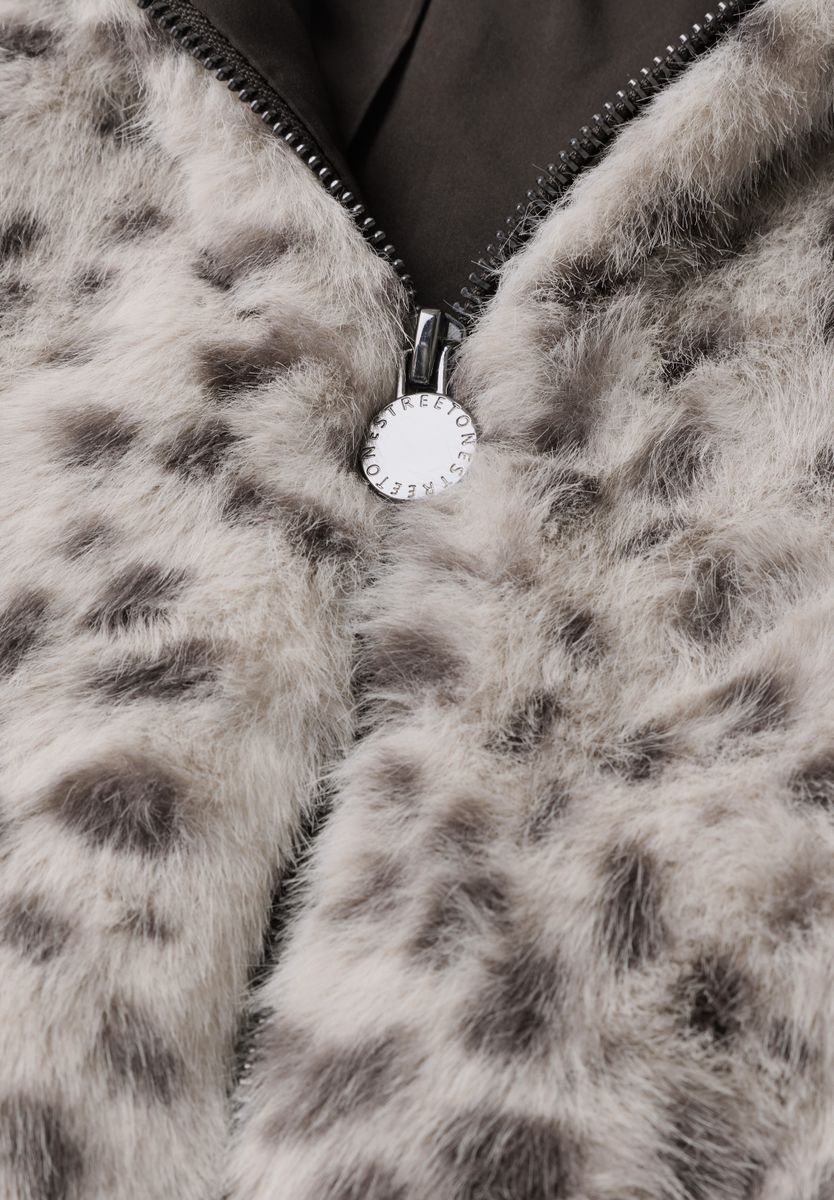 Fake Fur Jacke mit Animal Print