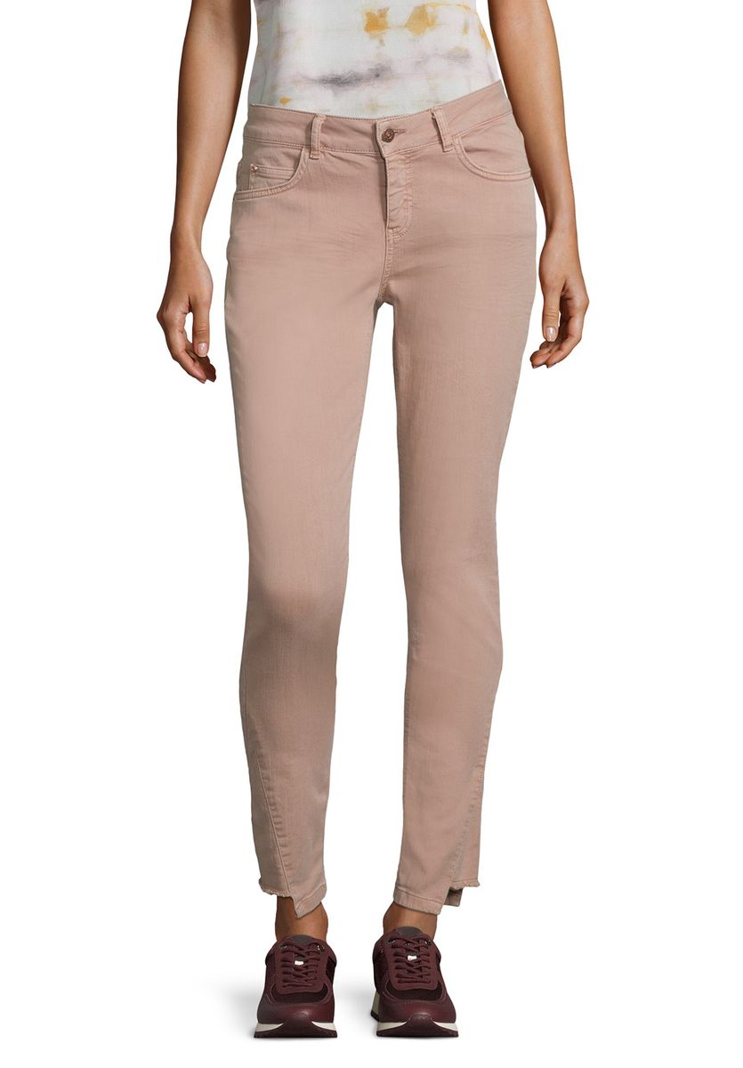 Modern fit jeans