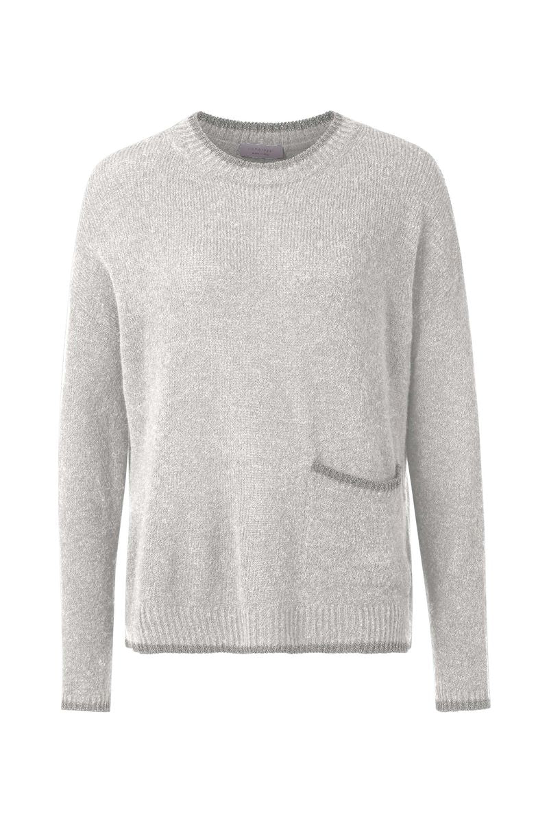 crew-neck with pockets