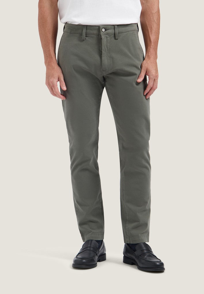 DSTREZZED Hose Marlon Bi-Stretch Chino Dark Army Oliv – Ansicht 2