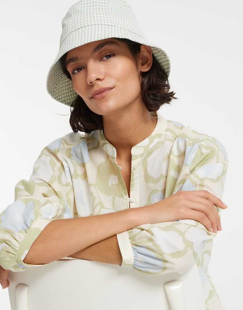Avichy hat